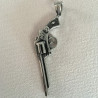 Pendentif revolver / pistolet acier HPD366